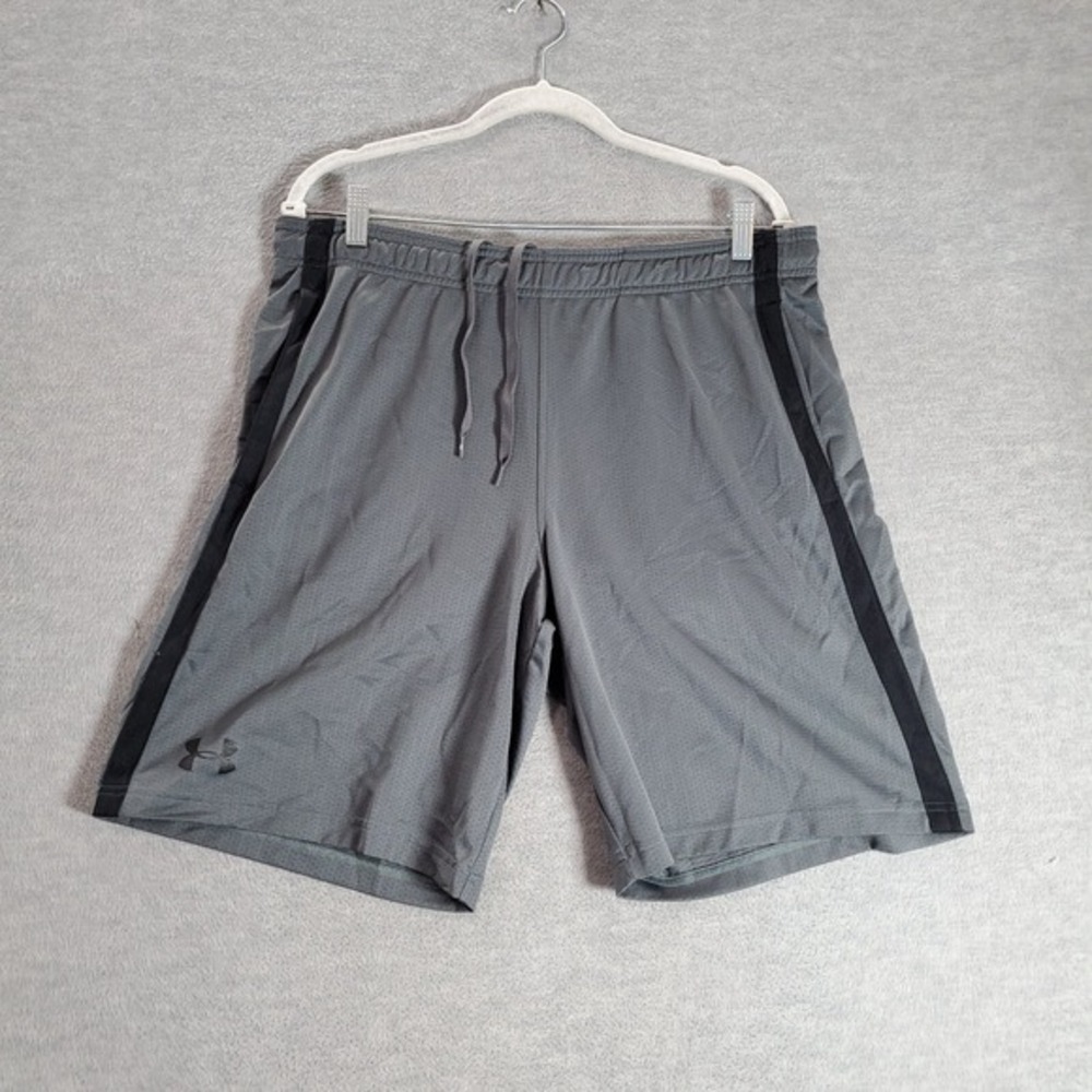 Under Armour Men Activewear Shorts XL Gray Workout Run Training